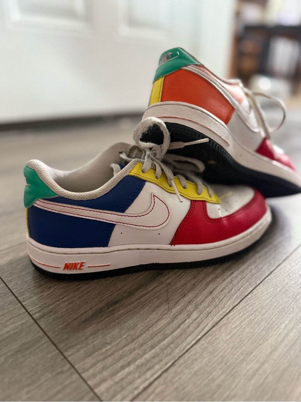 Nike Air Force 1 LV8 Boys' Multicolor Low Top Sneakers US 3Y Colorblock - Picture 4 of 8